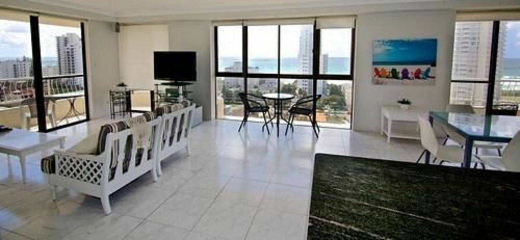 คาปรีคอร์เนียอพาร์ตเมนท์ Aparthotel โกลด์โคสต์ ภายนอก รูปภาพ