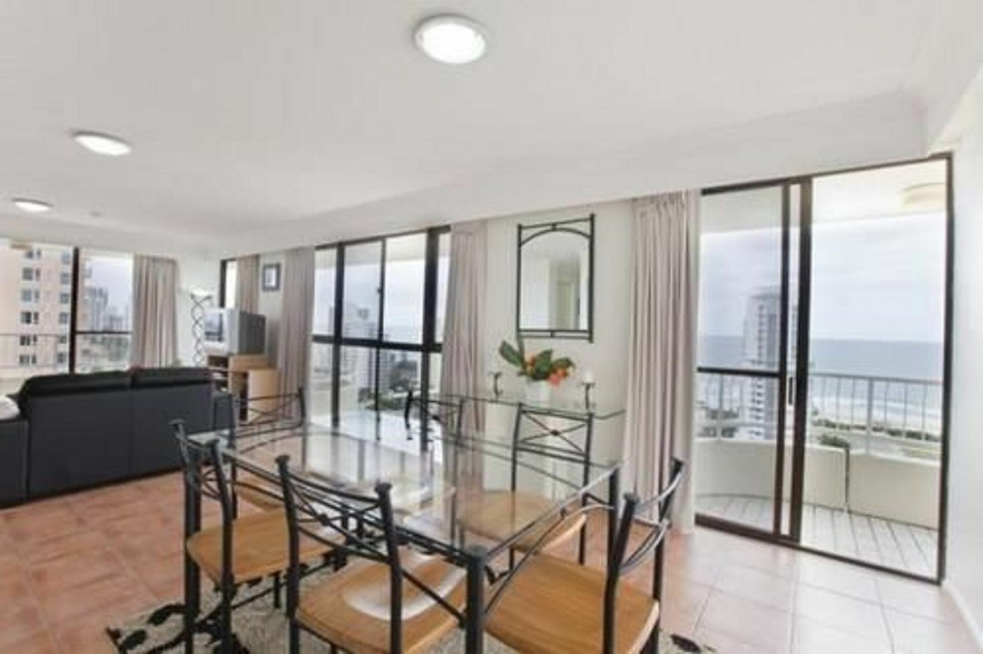 คาปรีคอร์เนียอพาร์ตเมนท์ Aparthotel โกลด์โคสต์ ภายนอก รูปภาพ