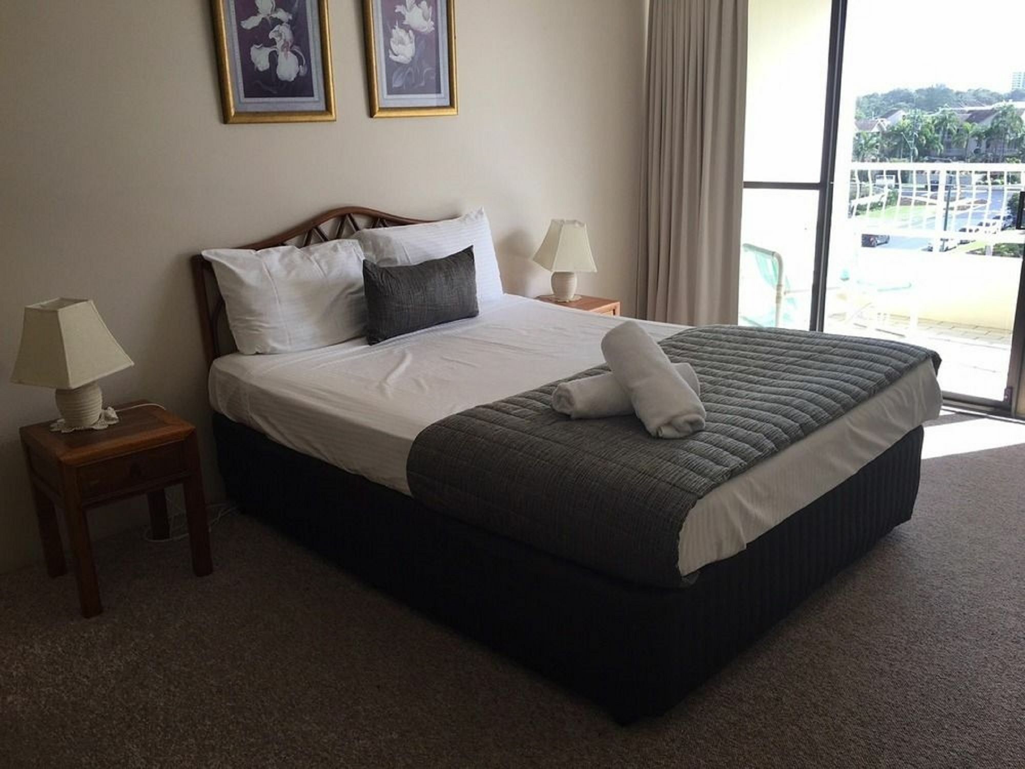 คาปรีคอร์เนียอพาร์ตเมนท์ Aparthotel โกลด์โคสต์ ภายนอก รูปภาพ